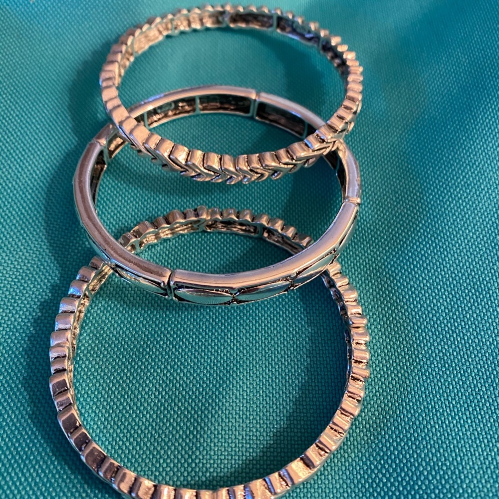 Premier bangles